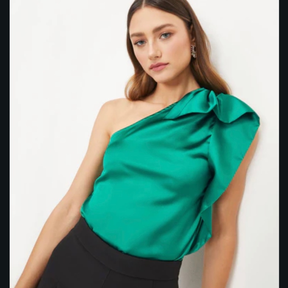 VICI Satin Green One Shoulder Top